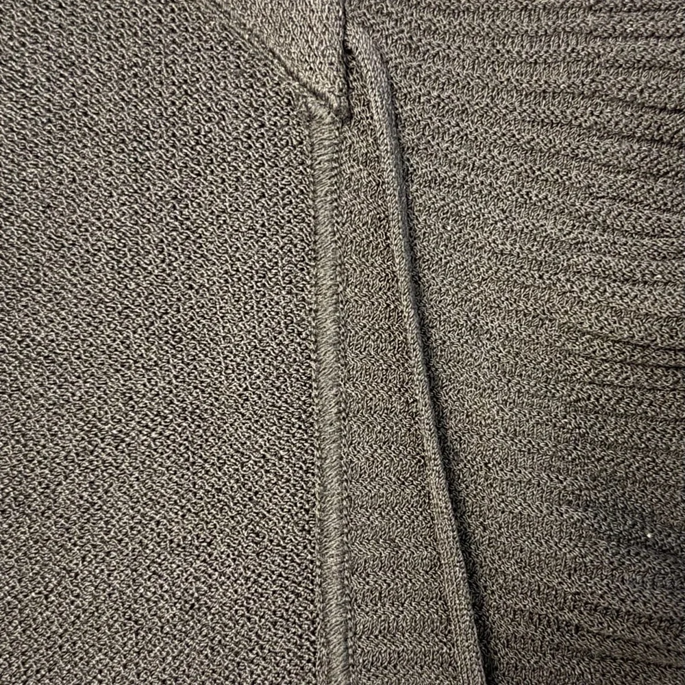St. John Collection Black Ruffle Sweater Cardigan - Picture 8 of 14